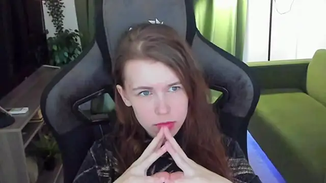 AriaGracen online show from March 27, 2026, 8:26 am