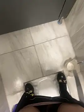 yanbenmle online show from March 9, 2026, 7:56 am