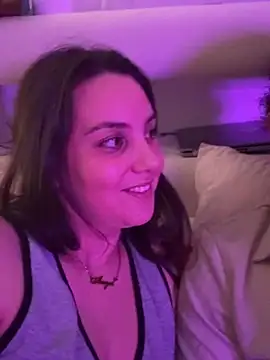 Magentavixen21 online show from March 8, 2026, 3:21 am