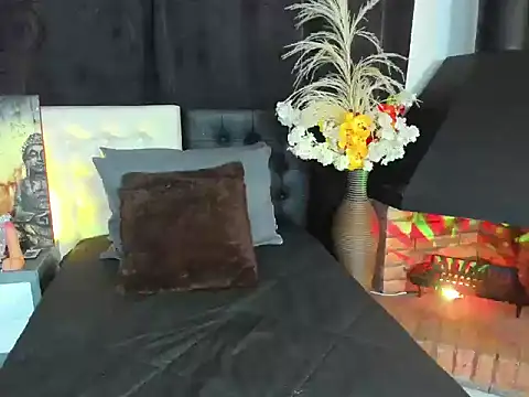 Vicky Angeel online show from April 20, 2026, 3:26 pm