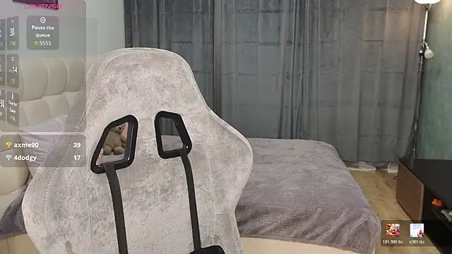 Kristy Bell1 online show from April 8, 2026, 10:32 pm