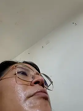 Dr Edna naughty online show from June 7, 2026, 12:59 am