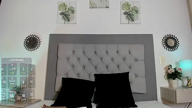 Arya Grey online show from April 24, 2026, 2:58 am