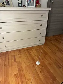 Alis-a80 online show from April 4, 2026, 10:29 pm