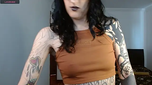 VelvetVal  online show from April 16, 2026, 3:02 pm