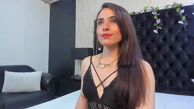 Snapshot of MeganNightt chatting on May 11, 2026, 7:33 pm MeganNightt online show from May 11, 2026, 7:33 pm