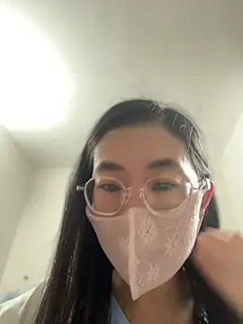 mila-baby-99 online show from May 12, 2026, 2:36 pm