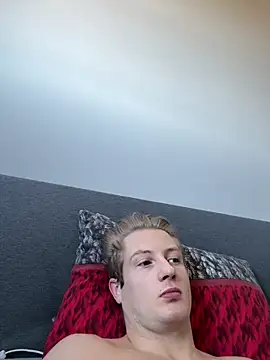 dirtyBent online show from April 8, 2026, 8:25 am