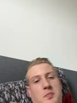 dirtyBent online show from April 15, 2026, 1:40 pm