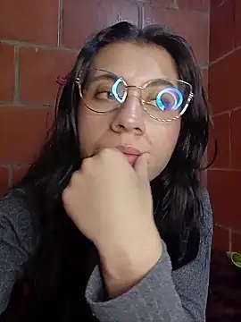 Amanda x1 online show from March 16, 2026, 7:51 pm