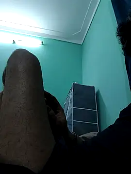 Snapshot of Hunter_9876 chatting on March 13, 2026, 11:44 pm Hunter 9876 online show from March 13, 2026, 11:44 pm