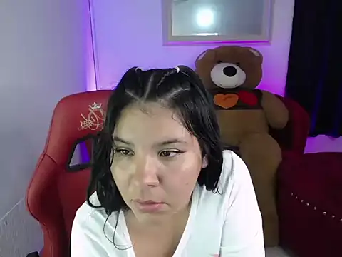 Snapshot of Shopie_hard_m chatting on March 15, 2026, 4:02 pm Shopie hard m online show from March 15, 2026, 4:02 pm