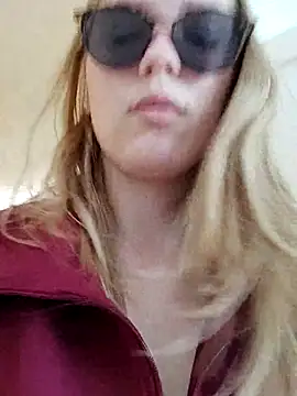 LittleForestELF2 online show from March 19, 2026, 11:58 am