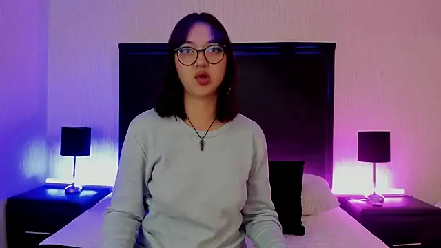 LilithBluum online show from April 4, 2026, 11:51 am