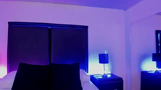 LilithBluum online show from April 14, 2026, 6:58 pm