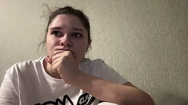 Emmiebutwihu online show from April 12, 2026, 10:09 am