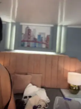 Bella-Ferrer online show from April 10, 2026, 6:23 pm