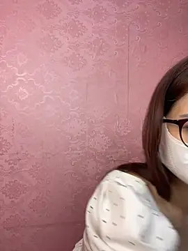 Emma 2603 online show from April 2, 2026, 1:53 pm