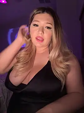 urbaddbunny online show from May 4, 2026, 5:03 am
