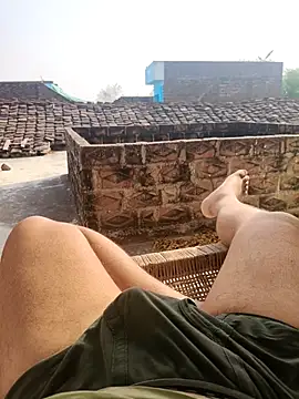 Desii rockstarr online show from March 16, 2026, 3:23 am