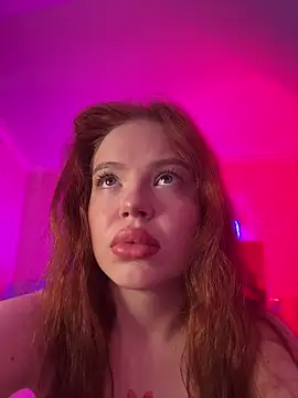 RedheadQueen  online show from April 4, 2026, 1:30 pm