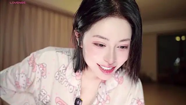jiayao1999 online show from April 20, 2026, 8:39 am