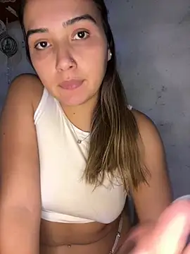 Snapshot of miicbebita chatting on April 13, 2026, 6:13 pm miicbebita online show from April 13, 2026, 6:13 pm