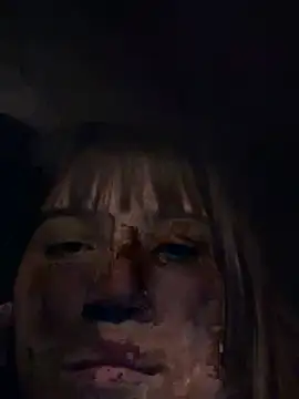 Snapshot of miicbebita chatting on May 26, 2026, 12:39 am miicbebita online show from May 26, 2026, 12:39 am