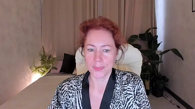LeticiaRomano online show from May 30, 2026, 3:58 am