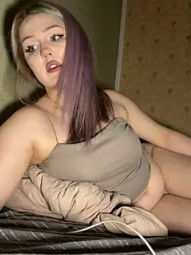 keeeessyyy online show from April 28, 2026, 9:31 pm