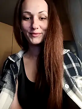 LunaCrystall online show from March 30, 2026, 4:08 pm