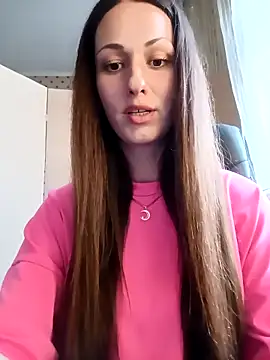 LunaCrystall online show from April 29, 2026, 3:49 pm