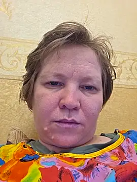  LOLA-LOLA  online show from April 14, 2026, 2:01 pm