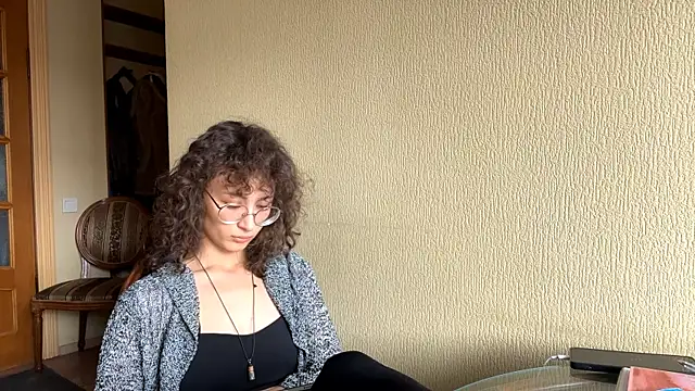 Snapshot of AngelesRavetto chatting on March 12, 2026, 8:31 am AngelesRavetto online show from March 12, 2026, 8:31 am