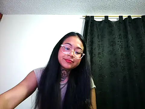 honeyblue12 online show from March 14, 2026, 11:54 pm