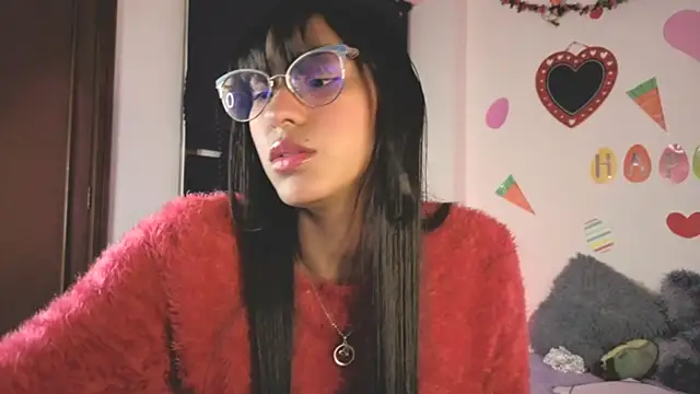 PaulaCutexs online show from April 3, 2026, 3:37 am