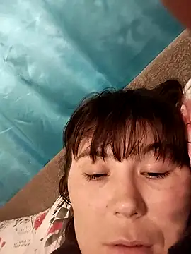 Stlla3704 online show from April 13, 2026, 7:19 pm