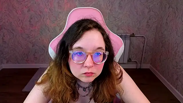 Snapshot of Aleks-caster chatting on March 30, 2026, 9:32 am Aleks-caster online show from March 30, 2026, 9:32 am