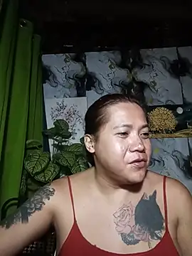 Exoticcashly online show from June 17, 2026, 8:21 pm