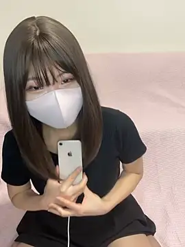 ichigonoiichan online show from April 23, 2026, 12:01 am