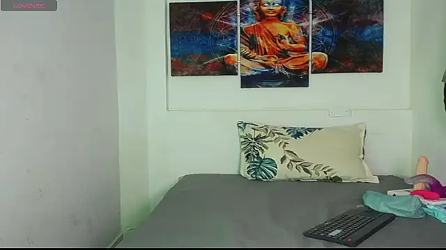 chrisramosv online show from April 21, 2026, 9:17 pm