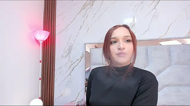 LeahLuna  online show from March 20, 2026, 1:05 pm