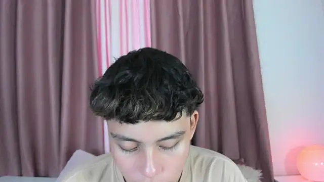 chico medusa online show from March 23, 2026, 8:02 pm