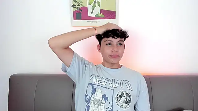 chico medusa online show from March 28, 2026, 7:24 pm