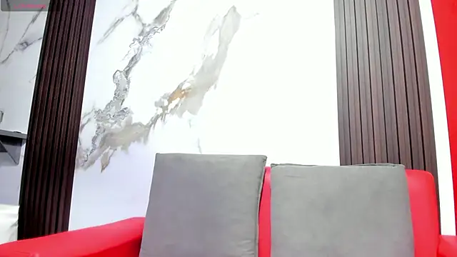 dajacatt online show from April 12, 2026, 6:13 pm