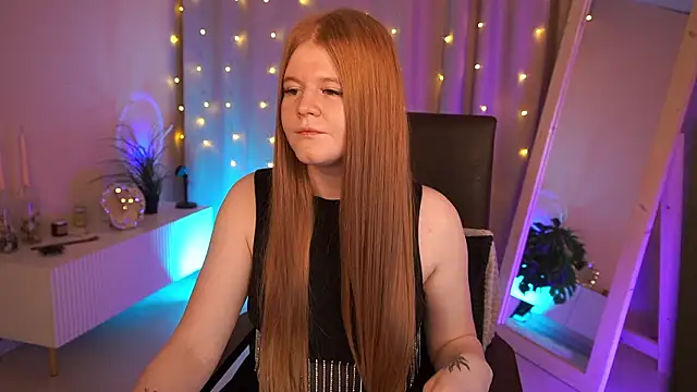 Snapshot of JessicaEmber chatting on March 15, 2026, 1:39 pm JessicaEmber online show from March 15, 2026, 1:39 pm