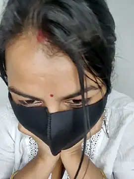 hot8178 online show from April 4, 2026, 8:28 pm