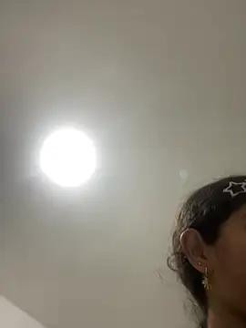 LINDA EF online show from April 23, 2026, 1:02 pm