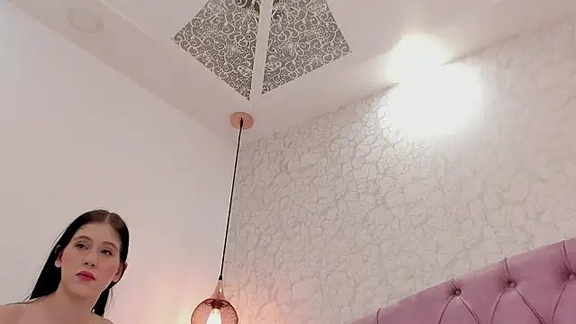 saraa joness  online show from March 20, 2026, 7:30 pm