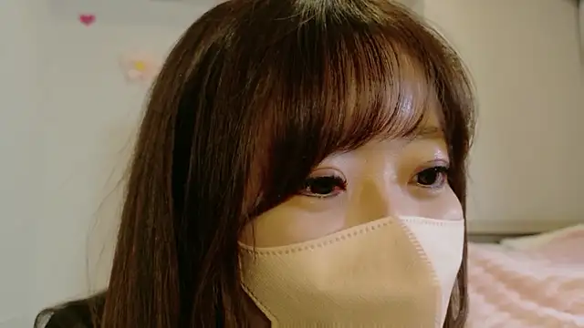 Snapshot of nanochan_v chatting on March 12, 2026, 12:00 pm nanochan v online show from March 12, 2026, 12:00 pm